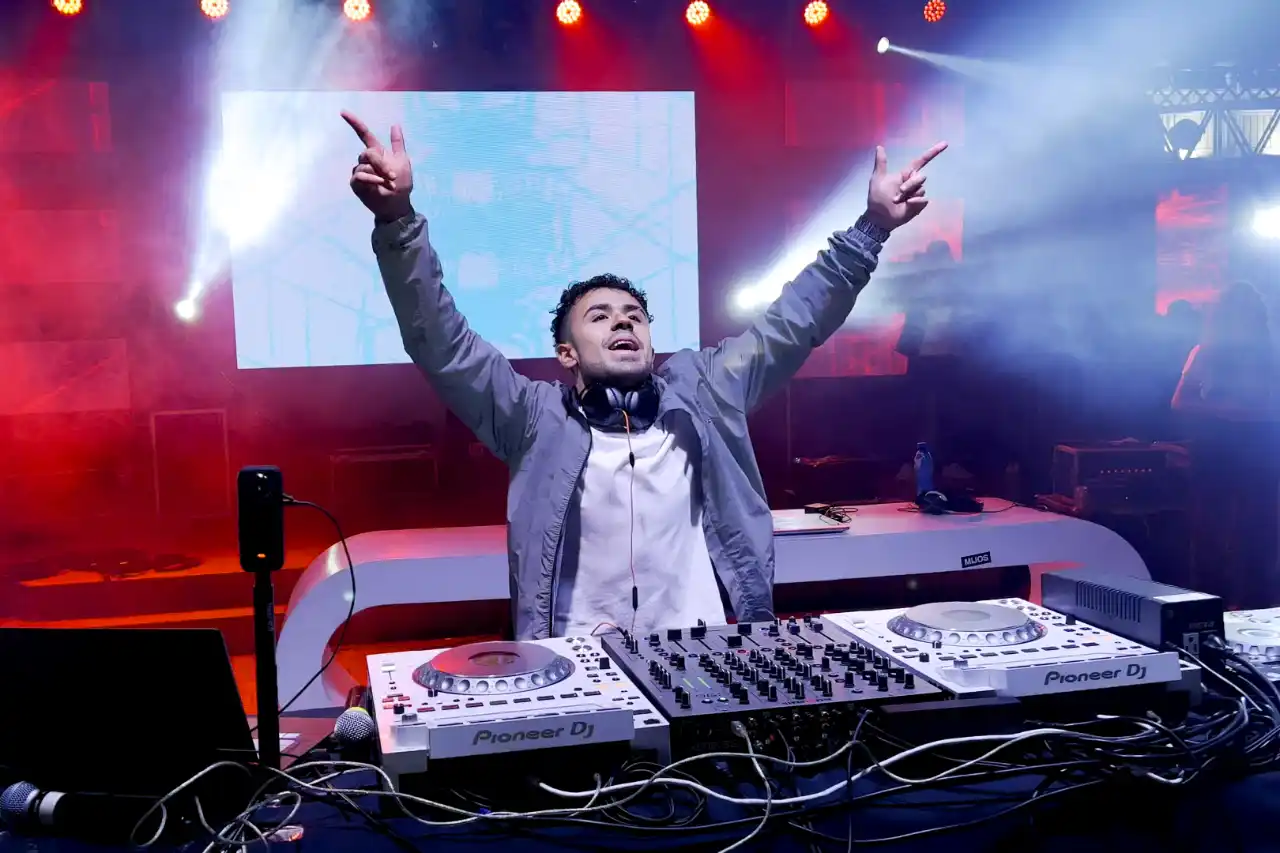 Foto 16 del show de Arnaut